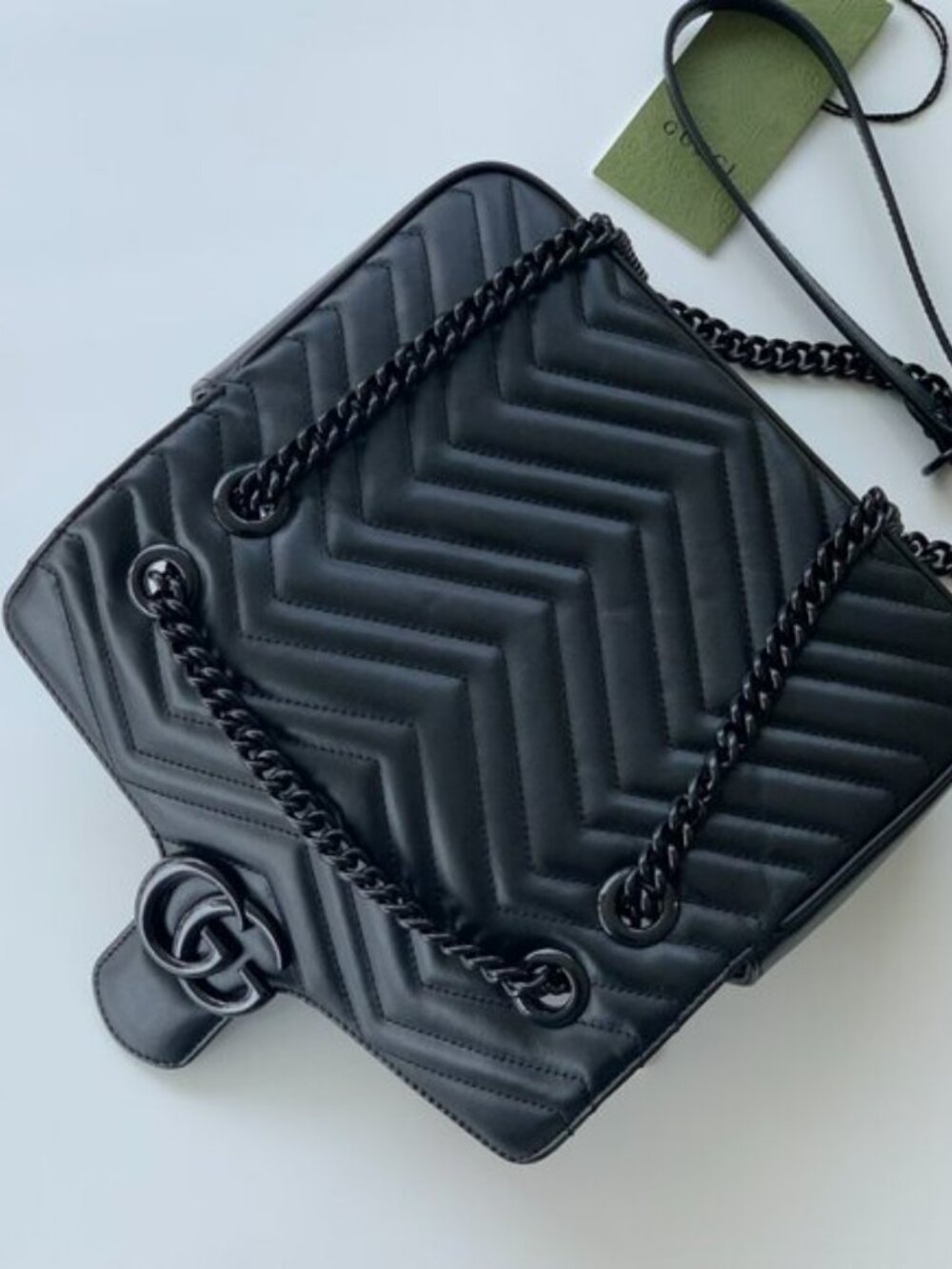 GUCCI Black Leather GG Marmont Shoulder Bag - Picture 6 of 9